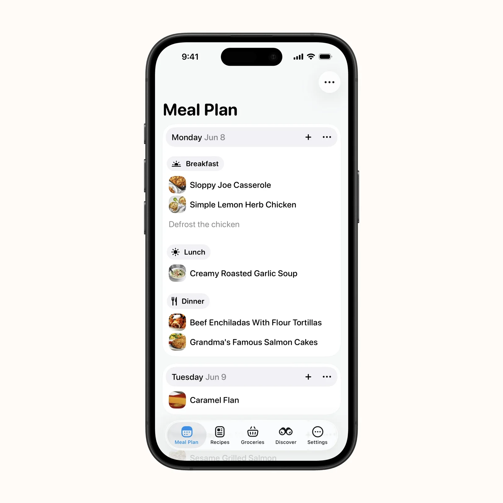 Crouton shows a weekly meal plan with breakfast, lunch, and dinner recipes.